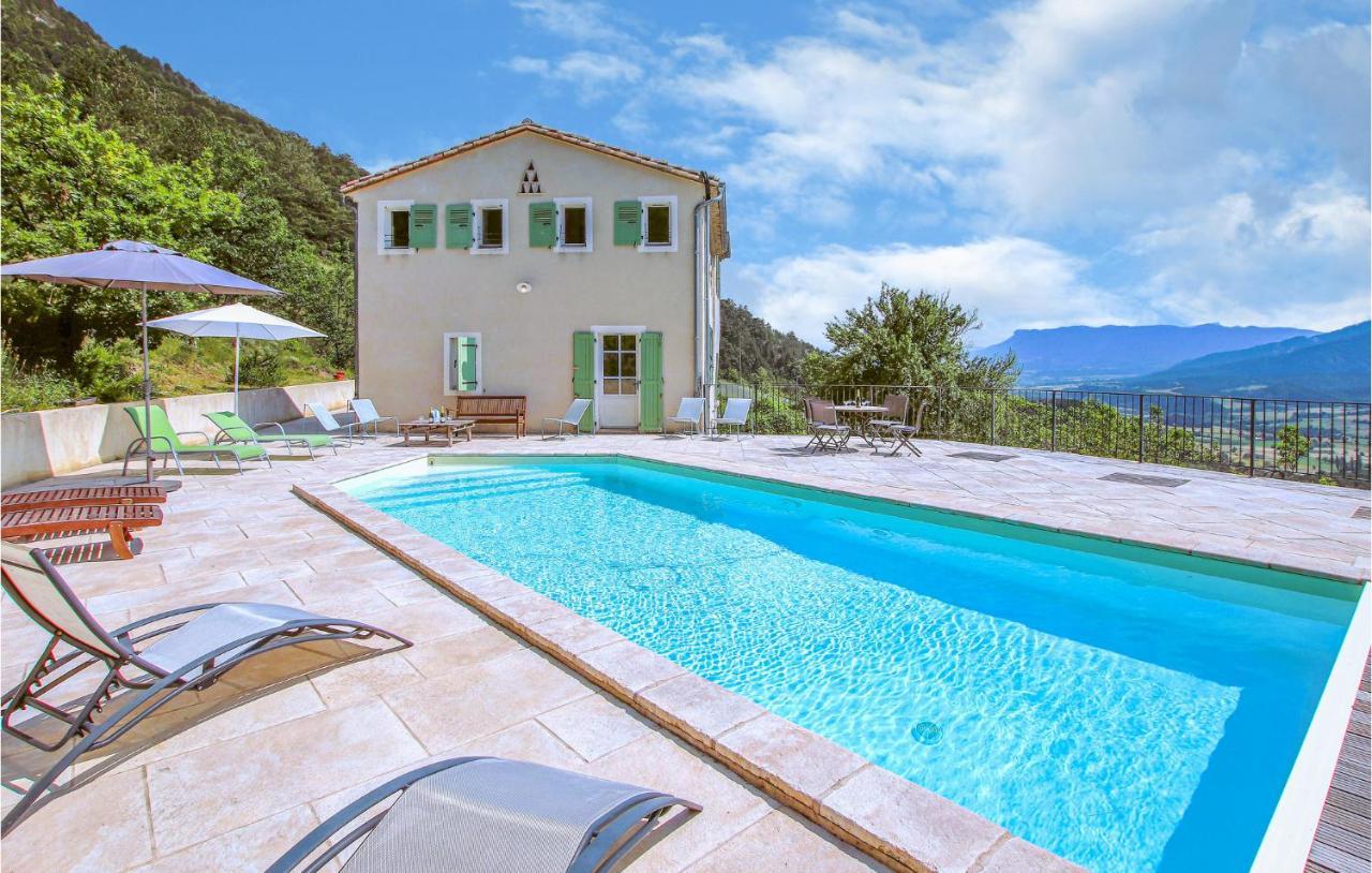 Nice Home In Die With Outdoor Swimming Pool ภายนอก รูปภาพ